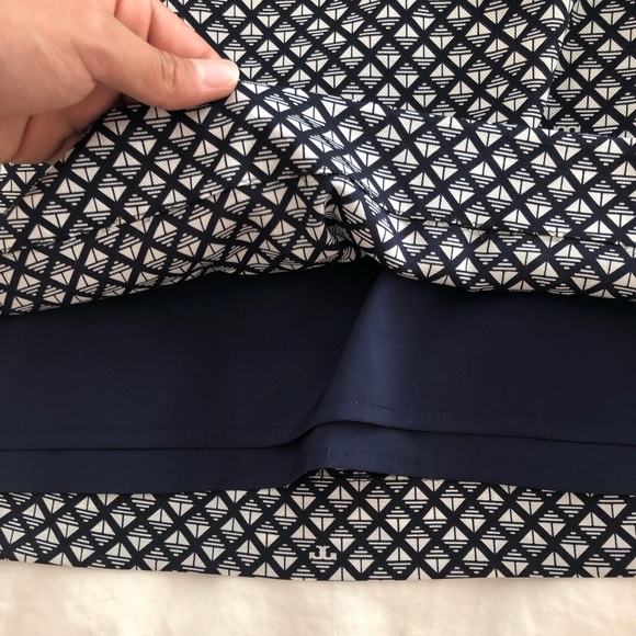 Tory Burch Sleeveless Dress, 90% Silk, Women’s Size 8, Navy Blue/White Pattern - Picture 6 of 8